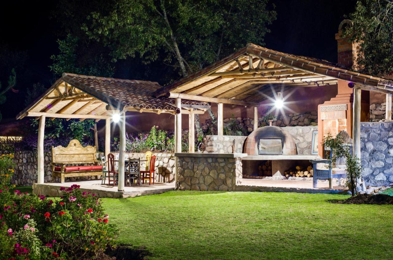 VILLA APU CHICON  Urubamba Bagian luar foto