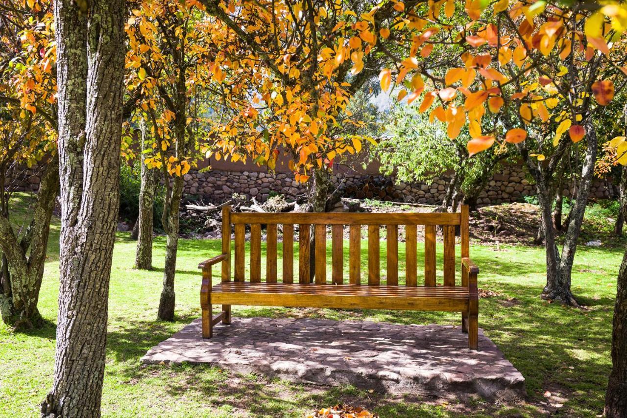 VILLA APU CHICON  Urubamba Bagian luar foto