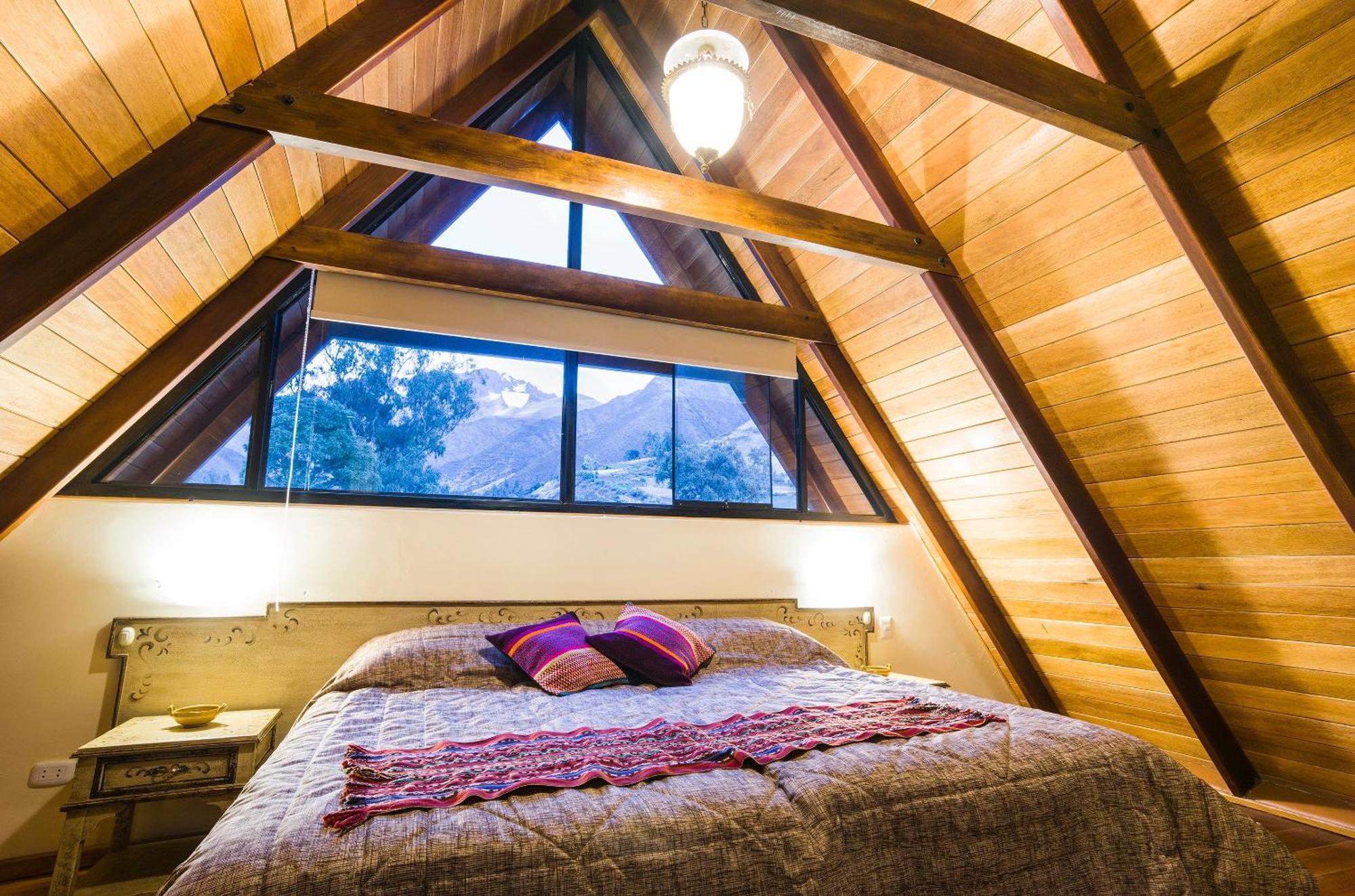 VILLA APU CHICON  Urubamba Bagian luar foto