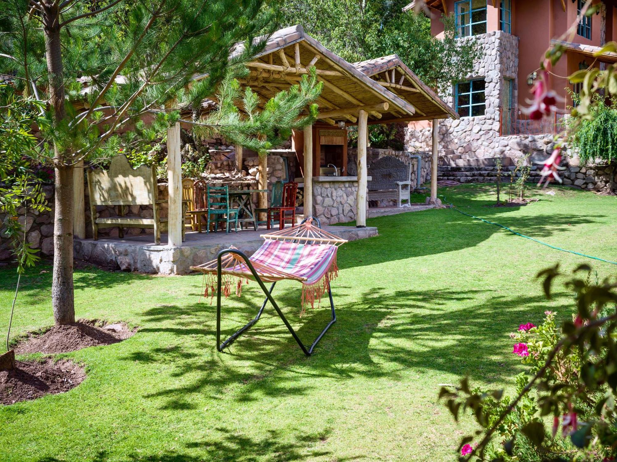 VILLA APU CHICON  Urubamba Bagian luar foto