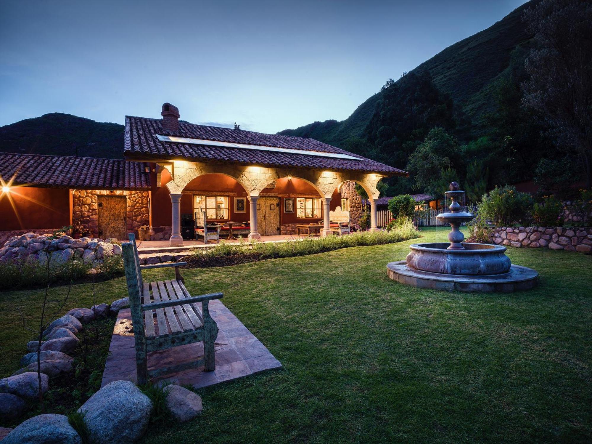 VILLA APU CHICON  Urubamba Bagian luar foto